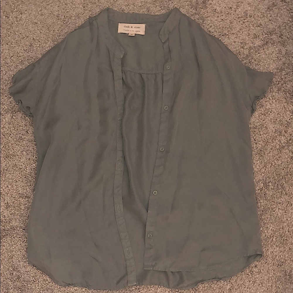 Cloth & Stone button-up Tee